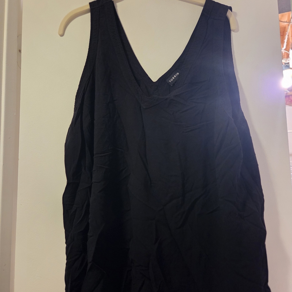 Torrid Black V-Neck Sleeveless Top